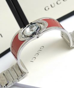 Đồng hồ Gucci Like Auth màu hồng dạng lắc tay 23 (2)