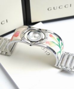Đồng hồ Gucci nữ siêu cấp họa tiết hoa lá dạng lắc tay 23 (1)