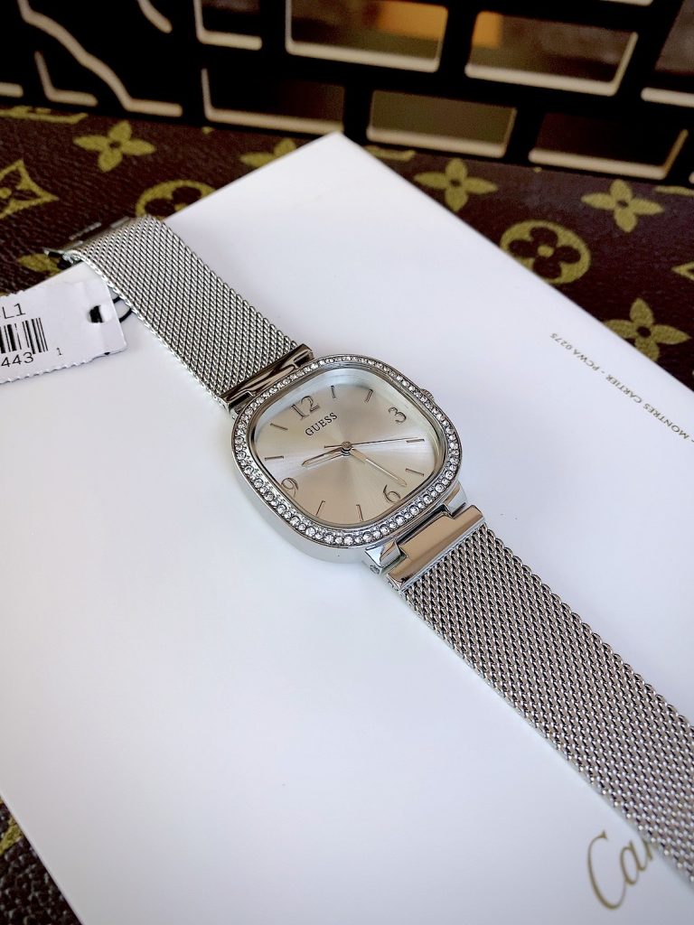 Đồng hồ Guess Tapestry Lady nữ dây kim loại GW0354L1 Like Auth 32mm