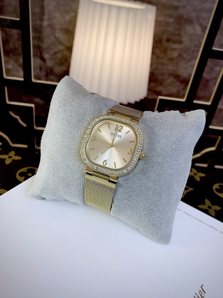 Đồng hồ Guess Tapestry Lady nữ máy Quartz Nhật Like Auth 32mm