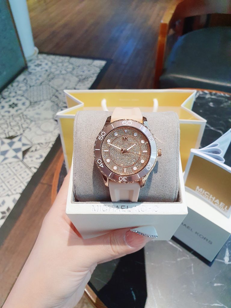 Đồng hồ Michael Kors Runway nữ dây cao su Mk6854 Like Auth 40mm