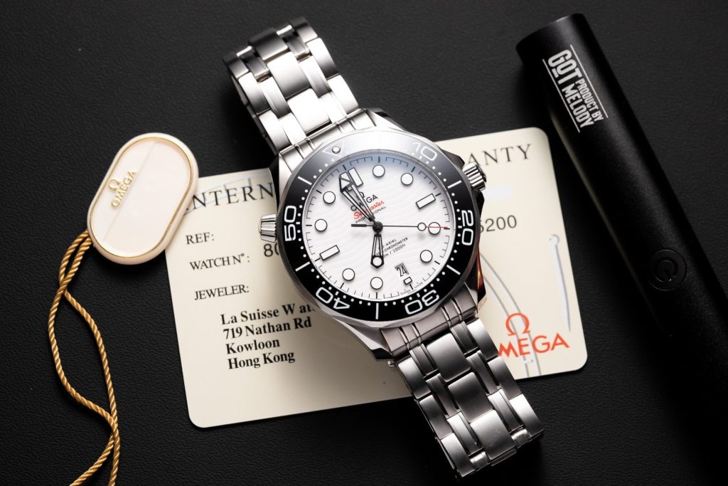 Đồng hồ Omega Rep 1:1 Seamaster Diver 300M mặt trắng nhà máy VS 42mm (6)