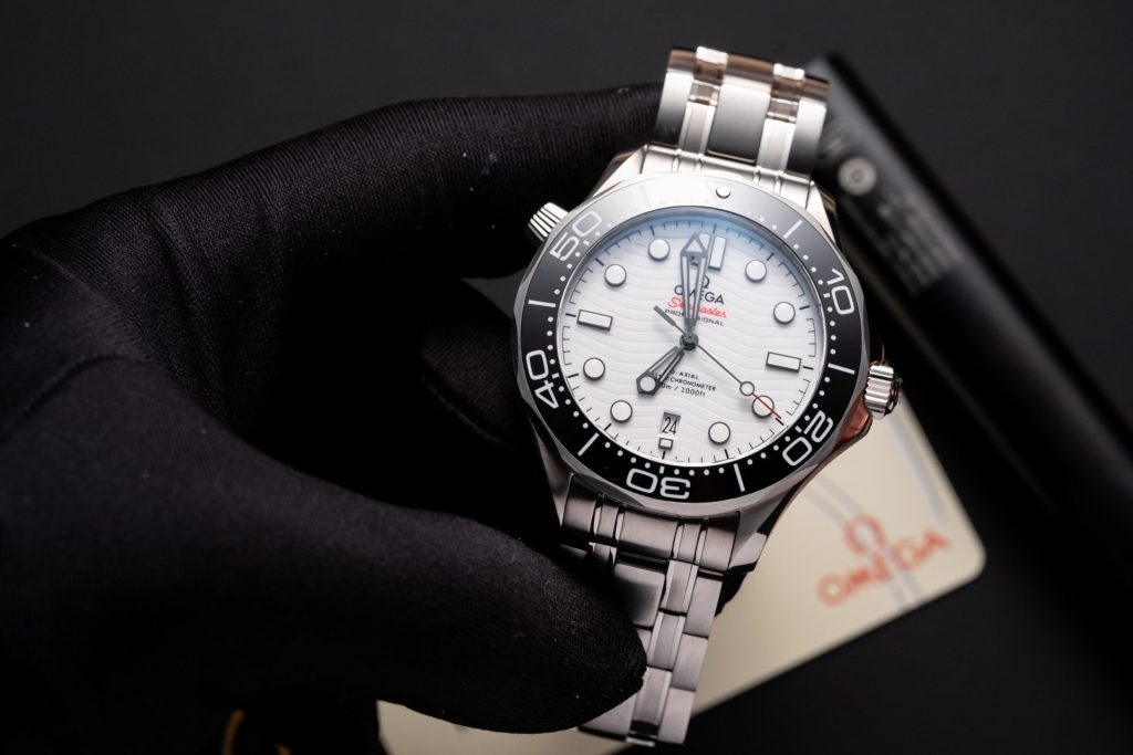 Đồng hồ Omega Rep 1:1 Seamaster Diver 300M mặt trắng nhà máy VS 42mm (6)