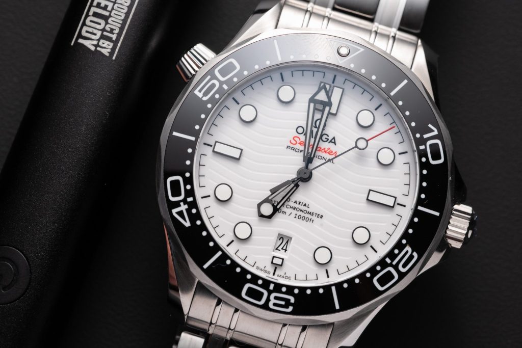 Đồng hồ Omega Rep 11 Seamaster Diver 300M mặt trắng nhà máy VS 42mm (9)
