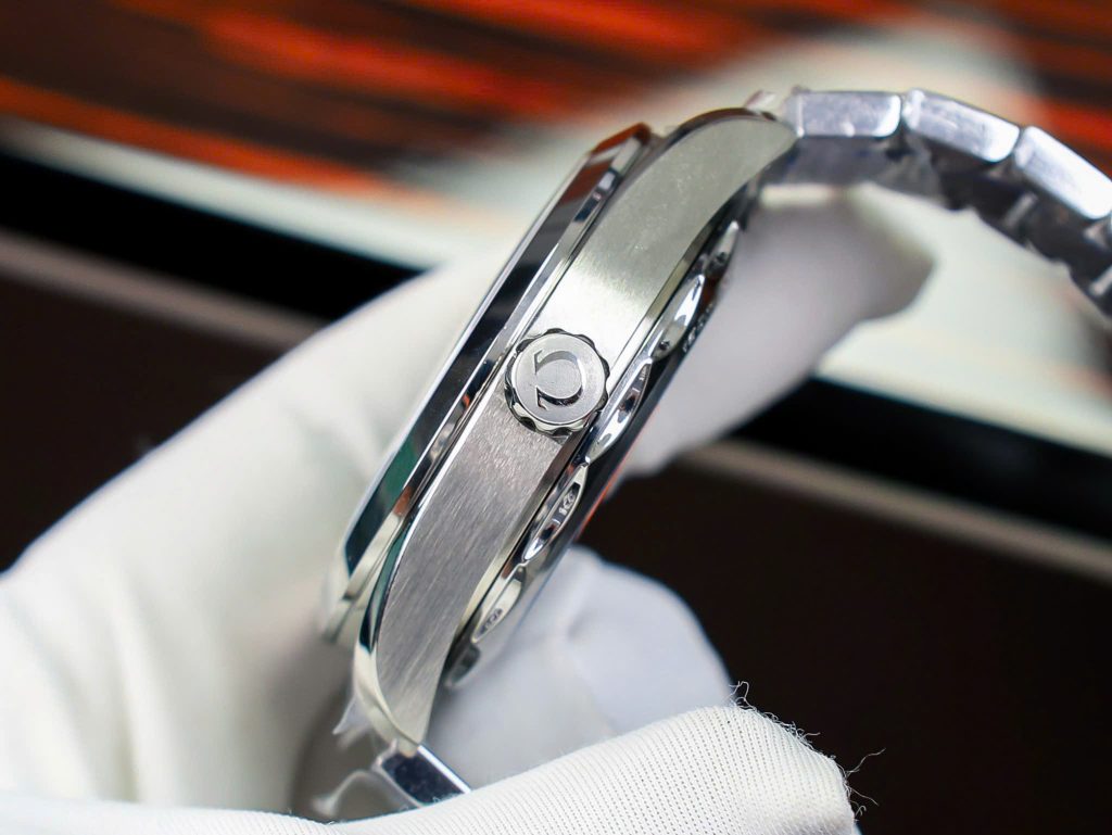 Đồng hồ Omega Seamaster Aqua Terra Worldtimer Replica Cao Cấp (1)