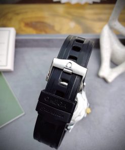 Đồng hồ Omega Seamaster dây cao su