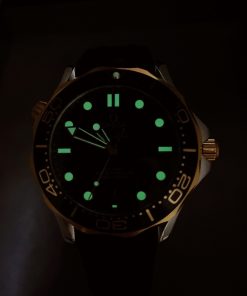 Đồng hồ Omega Seamaster nam dây cao su