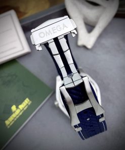 Đồng hồ Omega máy cơ Nhật Seamaster dây cao su màu xanh 43mm (2)
