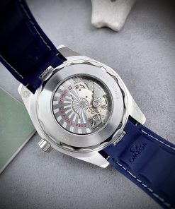 Đồng hồ Omega máy cơ Nhật Seamaster dây cao su màu xanh 43mm (2)