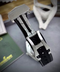 Đồng hồ Omega nam dây cao su màu đen máy cơ Nhật Seamaster 41mm (1)