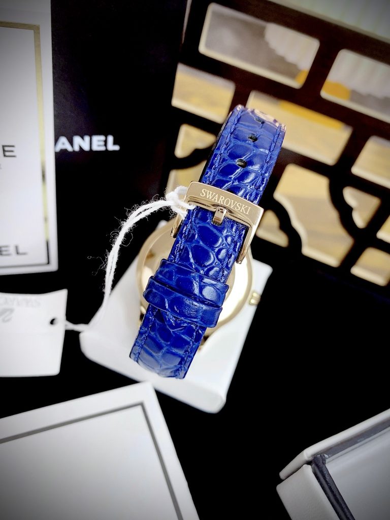 Đồng hồ Swarovski Octea Lux Moon nữ  màu xanh Like Auth 38mm