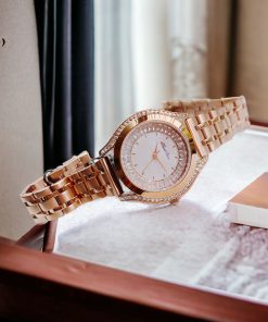 Đồng hồ nữ Hanboro mặt xà cừ đính đá chính hãng 35mm (1)