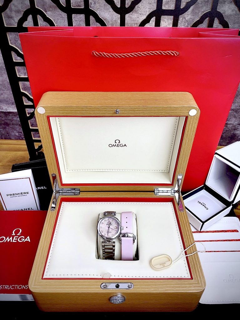 Đồng hồ nữ Omega Ladymatic màu hồng tặng kèm dây da Fake giá rẻ 34mm