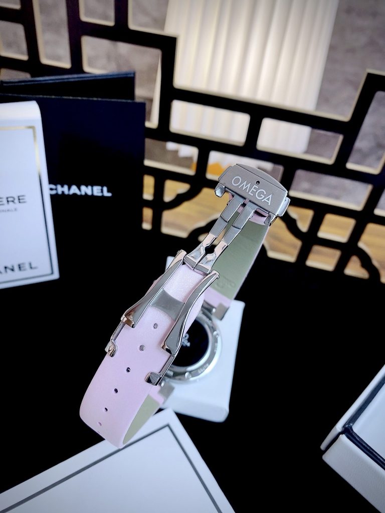 Đồng hồ nữ Omega Ladymatic màu hồng tặng kèm dây da Fake giá rẻ 34mm