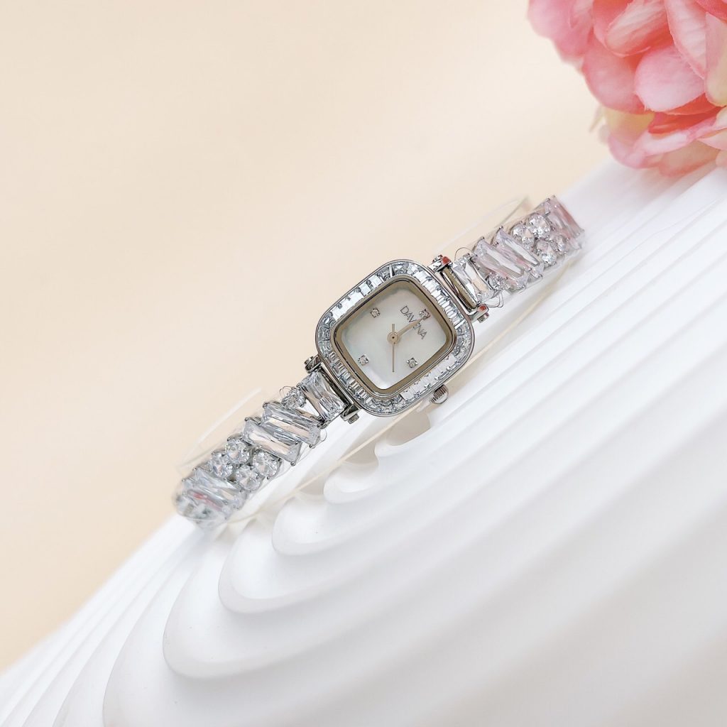 Đồng hồ Davena Austria 61901A chính hãng mặt xà cừ vuông (2)