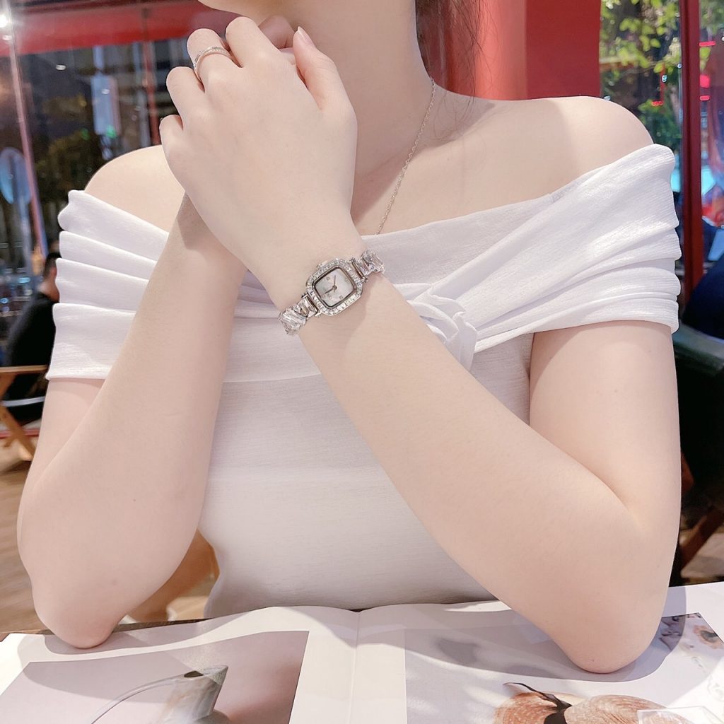 Đồng hồ Davena Austria 61901A chính hãng mặt xà cừ vuông (2)