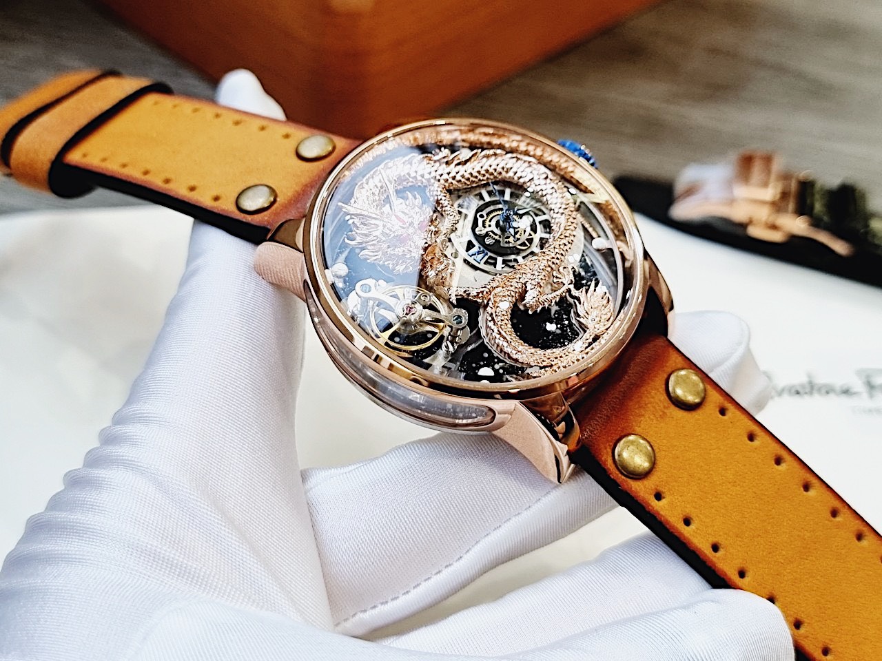 Đồng hồ nam Hanboro biểu tượng rồng châu á chính hãng 45mm (5) Đồng hồ nam Hanboro biểu tượng rồng châu á chính hãng 45mm (1)