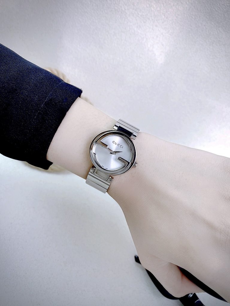 Đồng hồ Gucci nữ dây kim loại sang trọng Rep 11 (1)