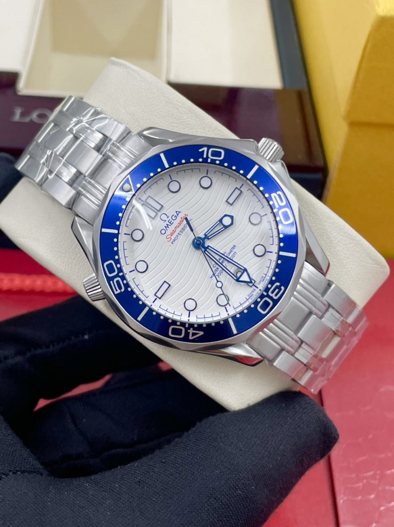 Đồng hồ Omega nam Seamaster 007 Fake 11 41mm (1)