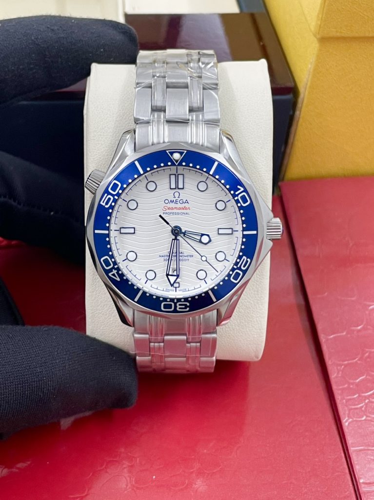 Đồng hồ Omega nam Seamaster 007 Fake 11 41mm (1)