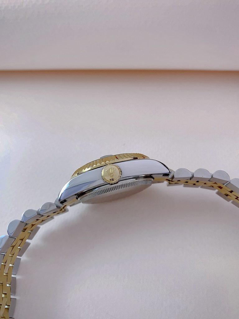 Đồng hồ Rolex DateJust nữ vàng gold niềng đá fake 11 31mm (8)