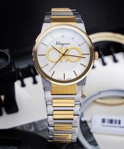 Bảo Hành 12 Tháng Lỗi 1 Đổi 1 Trong 7 Ngày Hỗ Trợ Bảo Hành Sản Phẩm Trọn Đời Miễn Phí Giao Hàng Toàn Quốc Nhận Hàng Kiểm Tra Trước Khi Thanh Toán Thông số – Đồng hồ Salvatore Ferragamo GANCINI Đường kính : 41mm Dây Đeo : Dây kim loại Bộ máy : Quartz Thụy Sĩ Mặt kính : Sapphire chống xướcChức năng :Giờ – Phút – Ngày Chronograph Chống Nước: 5ATM