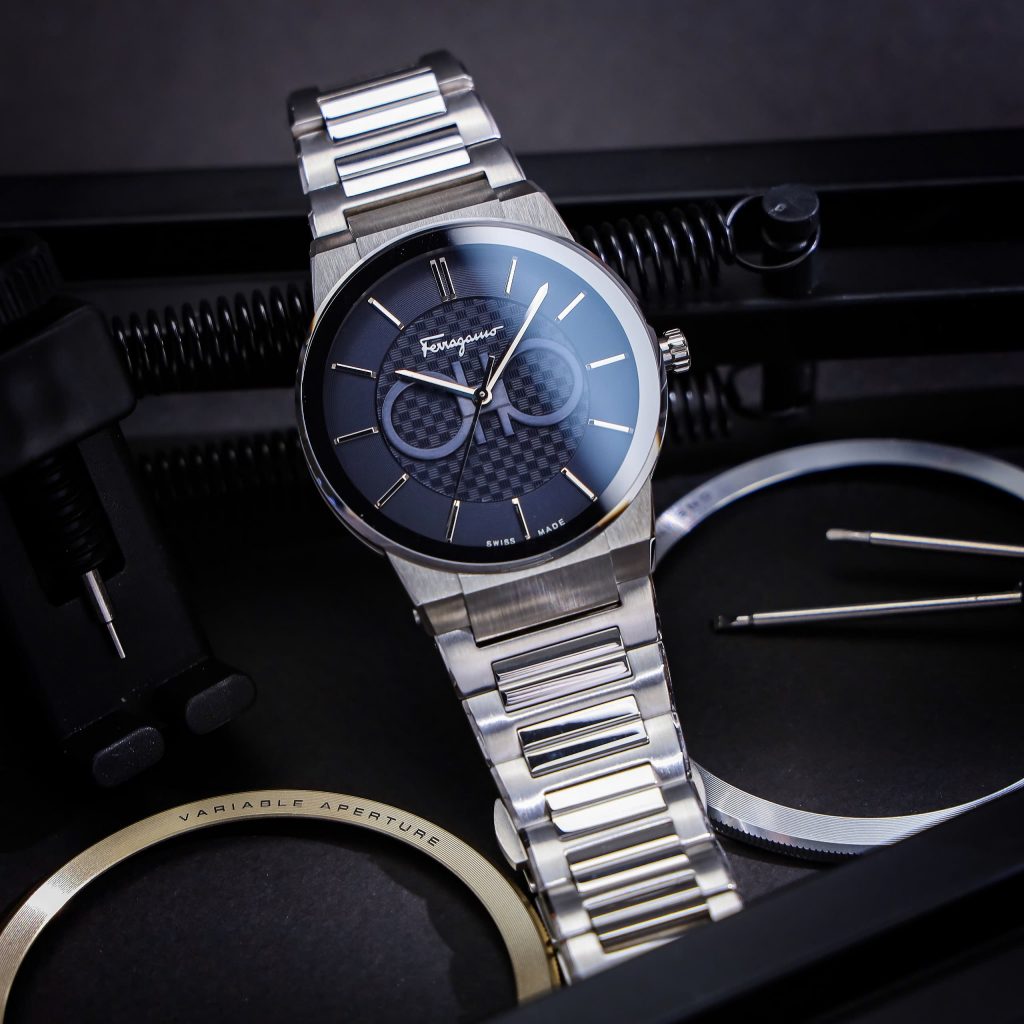 Đồng hồ Salavatore Ferragamo Gancini Contemporary SFHP00620 nam dây kim loại like auth  (4)