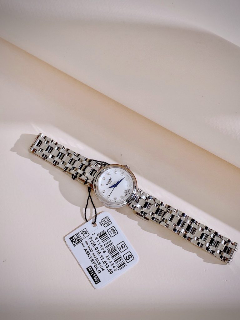 Đồng hồ Tissot Mini T-Classic nữ dây kim loại Fake 11