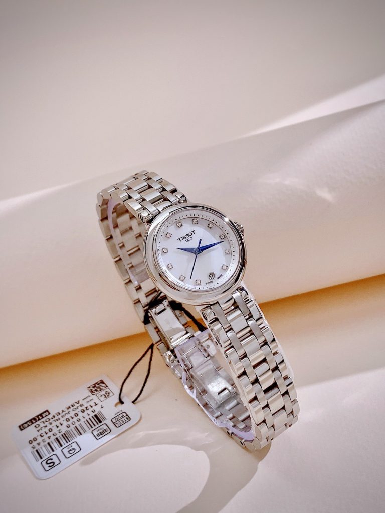 Đồng hồ Tissot Mini T-Classic nữ dây kim loại Fake 11