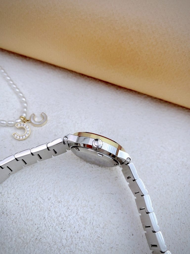 Đồng hồ Versace Greca nữ dây kim loại demi gold fake 11 27mm (1)