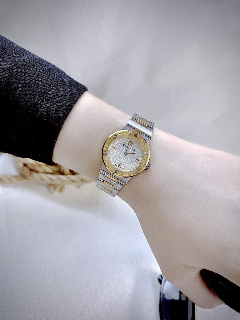 Đồng hồ Versace Greca nữ dây kim loại demi gold fake 11 27mm (1)