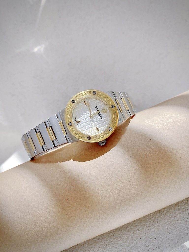 Đồng hồ Versace Greca nữ dây kim loại demi gold fake 11 27mm (1)