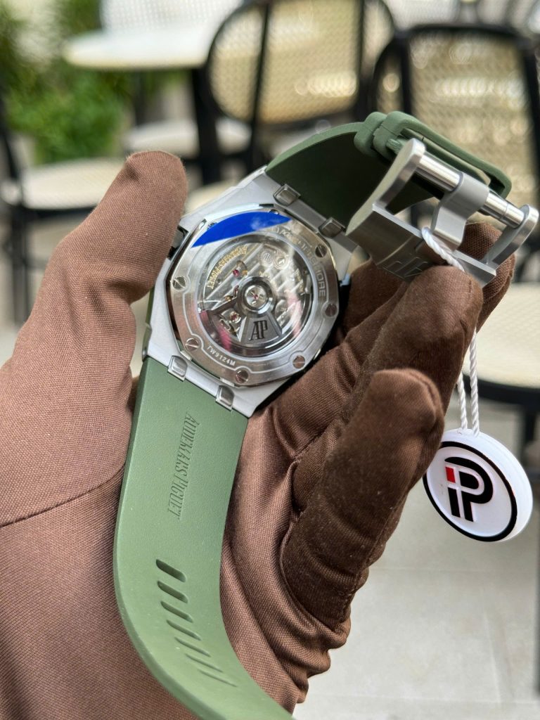 Đồng hồ Audemars Piguet Royal Oak 15720ST màu xanh lá cây IP Factory 42mm (1)
