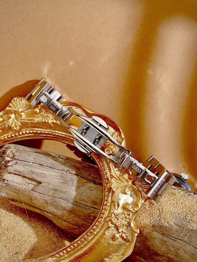 Đồng hồ Gucci nữ cọc số đính đá mặt khảm trai Like Auth 29mm