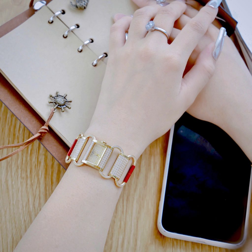 Đồng hồ HERMÈS Klikti nữ vàng gold dây da đỏ đính full đá 22x21mm (7)