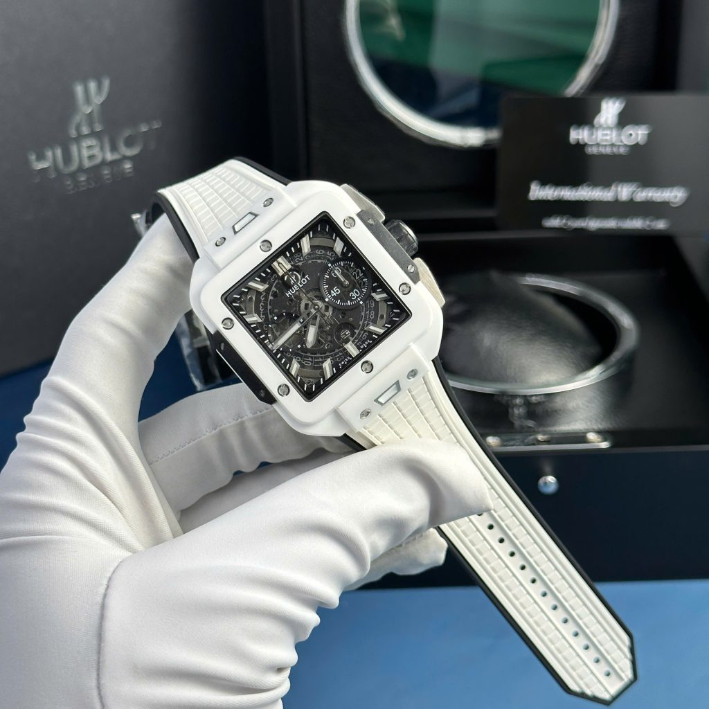 Đồng hồ Hublot Square Bang Unico gốm đen Rep 11 nhà máy BBF phiên bản sao chép chuẩn 1:1 chạy đầy đủ chức năng.