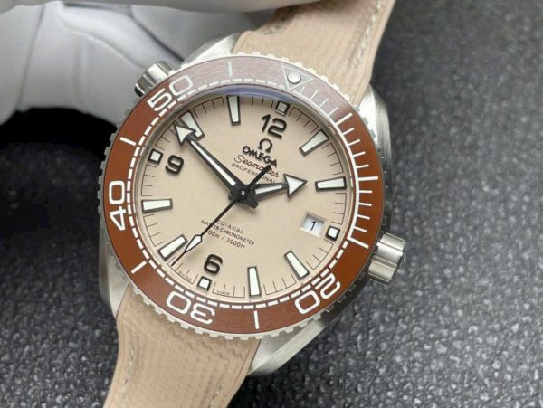Đồng hồ Omega Planet Ocean 600M Replica 11 Màu Hồng Nhà Máy VS 43 (2)