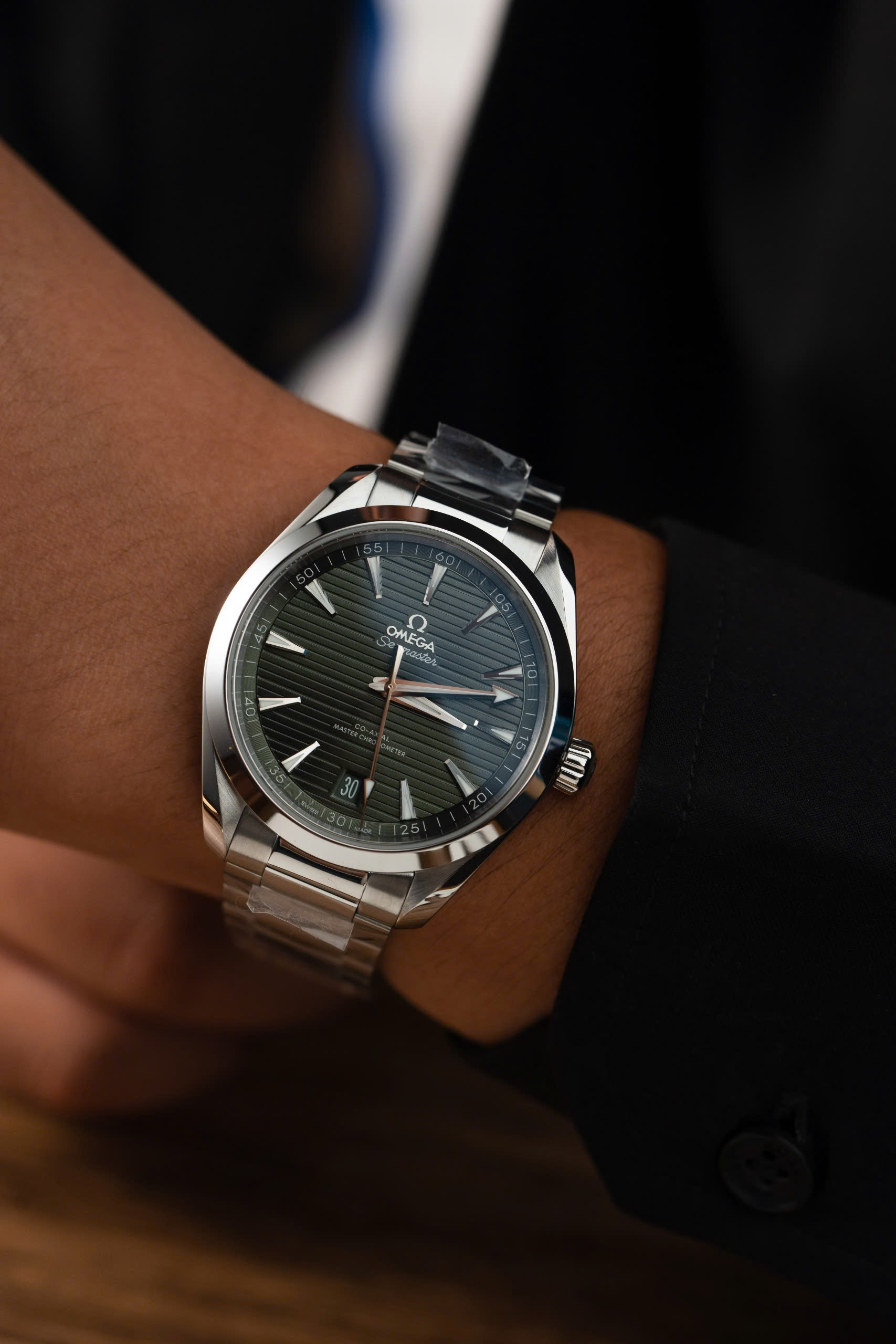 Đồng hồ Omega Seamaster Aqua Terra 150M Replica 11 nam mặt xanh lá cây 41mm (1) Đồng hồ Omega Seamaster Aqua Terra 150M Replica 11 nam mặt xanh lá cây 41mm (2)