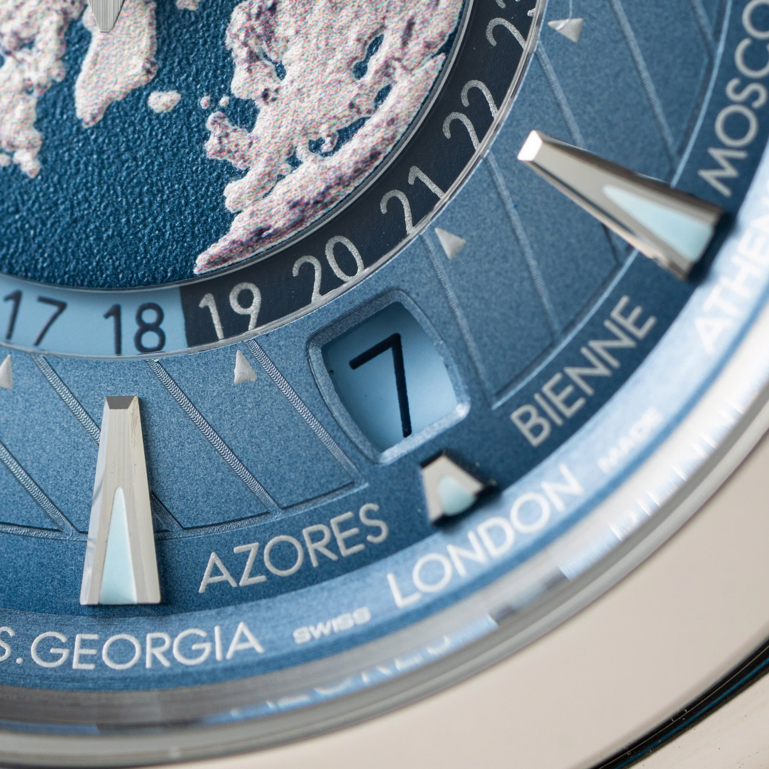 Đồng hồ Omega Seamaster Aqua Terra Worldtimer Rep 11 cao cấp nam dây kim loại 43mm (1) Đồng hồ Omega Seamaster Aqua Terra Worldtimer Rep 11 cao cấp nam dây kim loại 43mm (2)