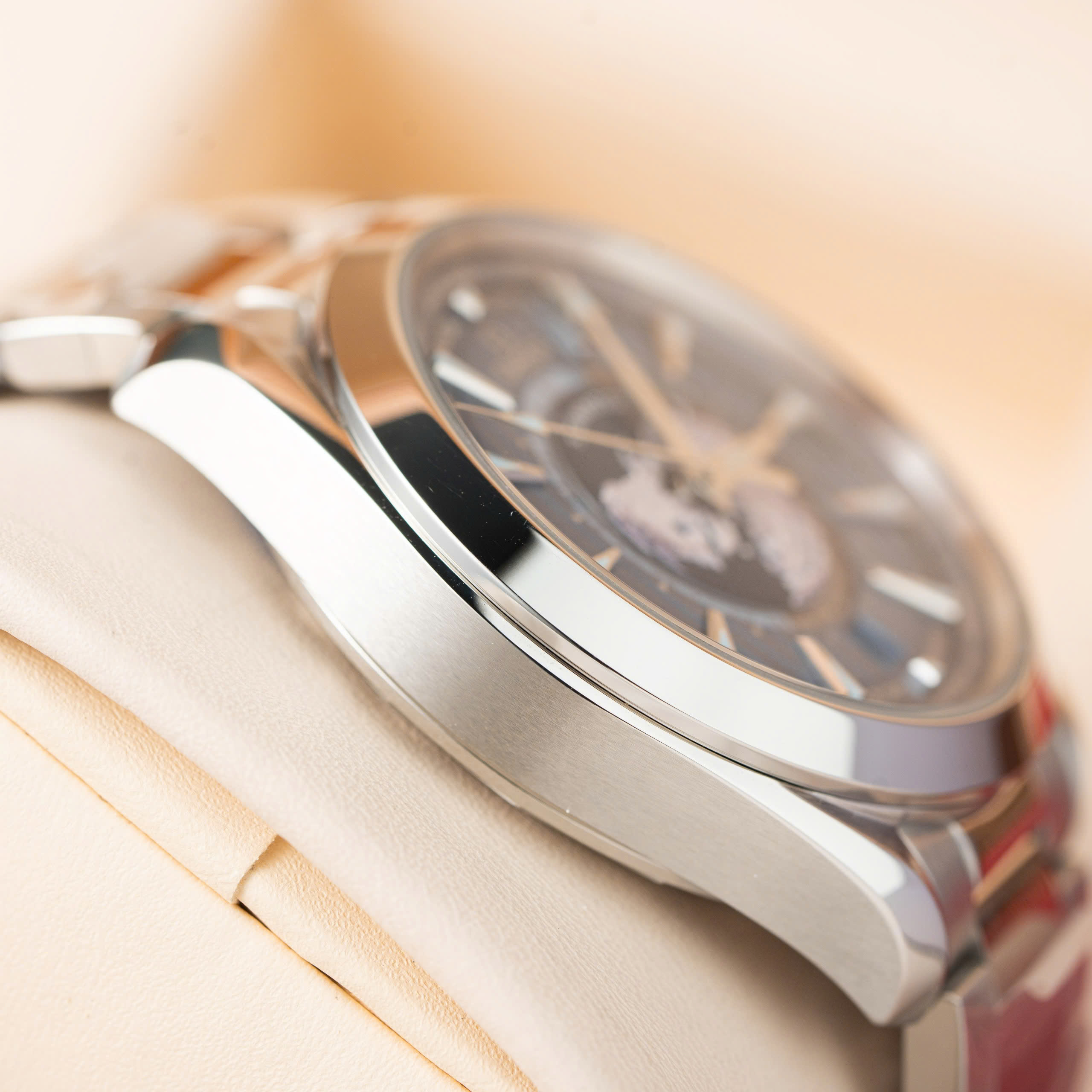 Đồng hồ Omega Seamaster Aqua Terra Worldtimer Rep 11 cao cấp nam dây kim loại 43mm (2) Đồng hồ Omega Seamaster Aqua Terra Worldtimer Rep 11 cao cấp nam dây kim loại 43mm (2)