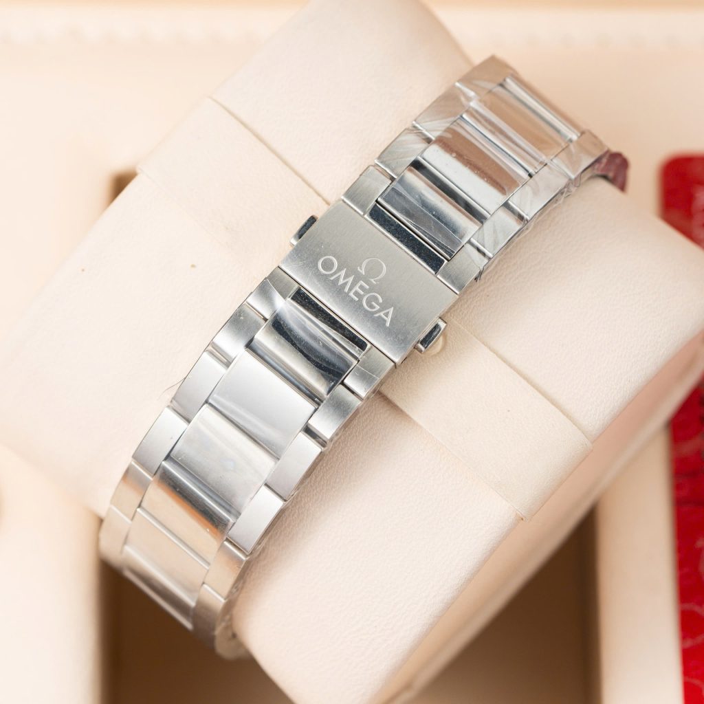 Đồng hồ Omega Seamaster Aqua Terra Worldtimer Rep 11 cao cấp nam dây kim loại 43mm (2)