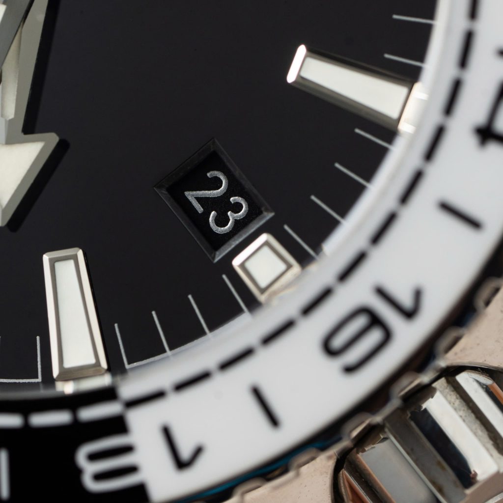 Đồng hồ Omega Seamaster Planet Ocean 600m GMT nam dây kim loại Rep 11 cao cấp 43 (2)