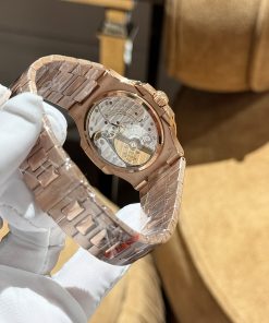 Đồng hồ Patek Philippe Nautilus 5724 đính đá máy cơ Thụy Sỹ GRF 40mm (6)