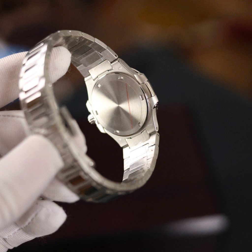 Đồng hồ Patek Philippe Nautilus 7118 Rep 11 dây kim loại máy Pin 32mm