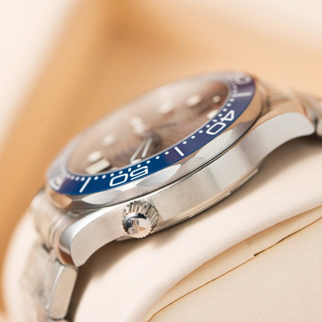 Đồng hồ Rep 11 Omega Seamaster Diver 300m mặt xám máy cơ Automatic 42mm (2)