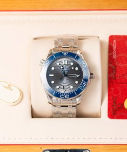 Đồng hồ Rep 11 Omega Seamaster Diver 300m mặt xám máy cơ Automatic 42mm (2)