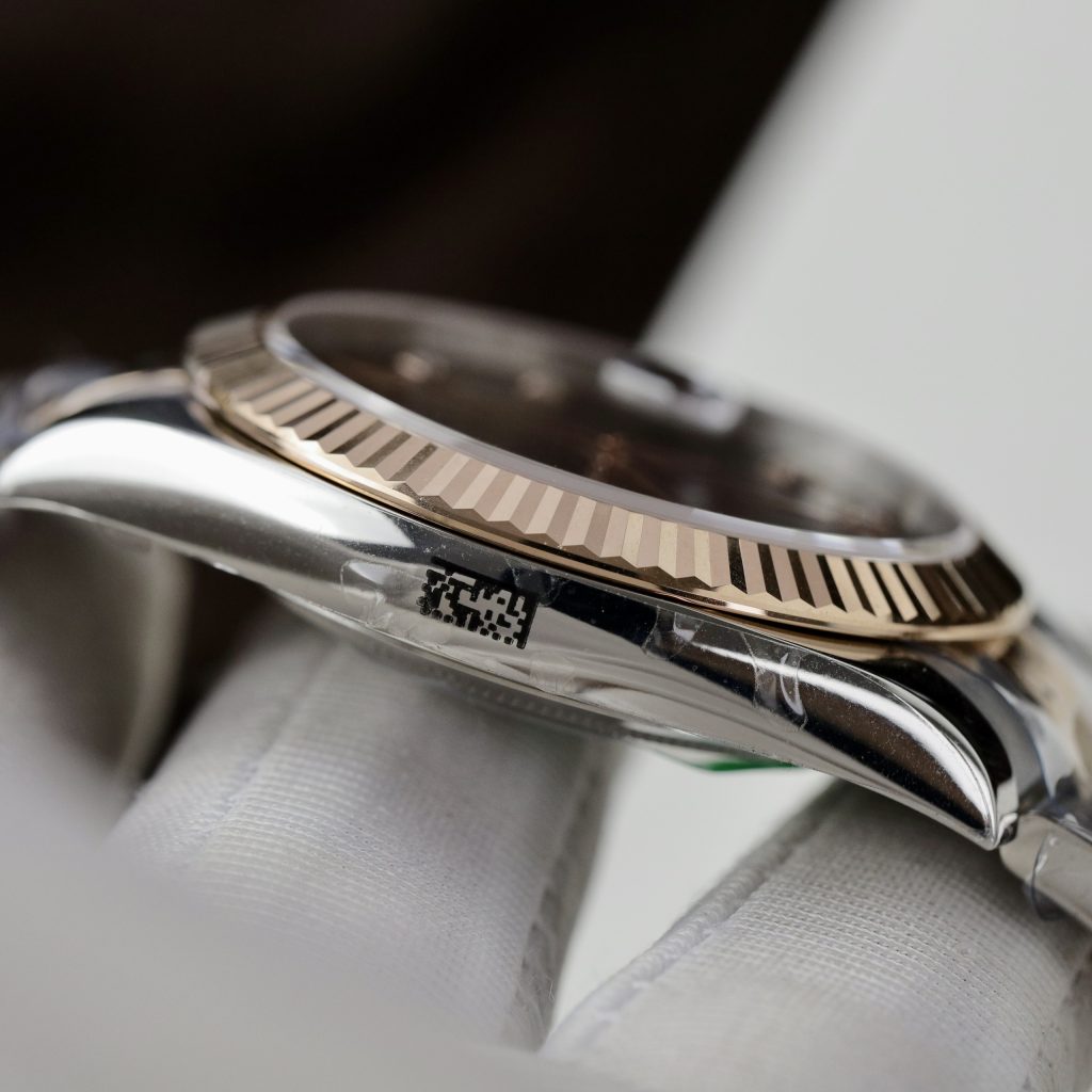 Đồng hồ Rolex Date Just 3235 Clean giá rẻ mặt chocolate Fake cao cấp 41mm (18)