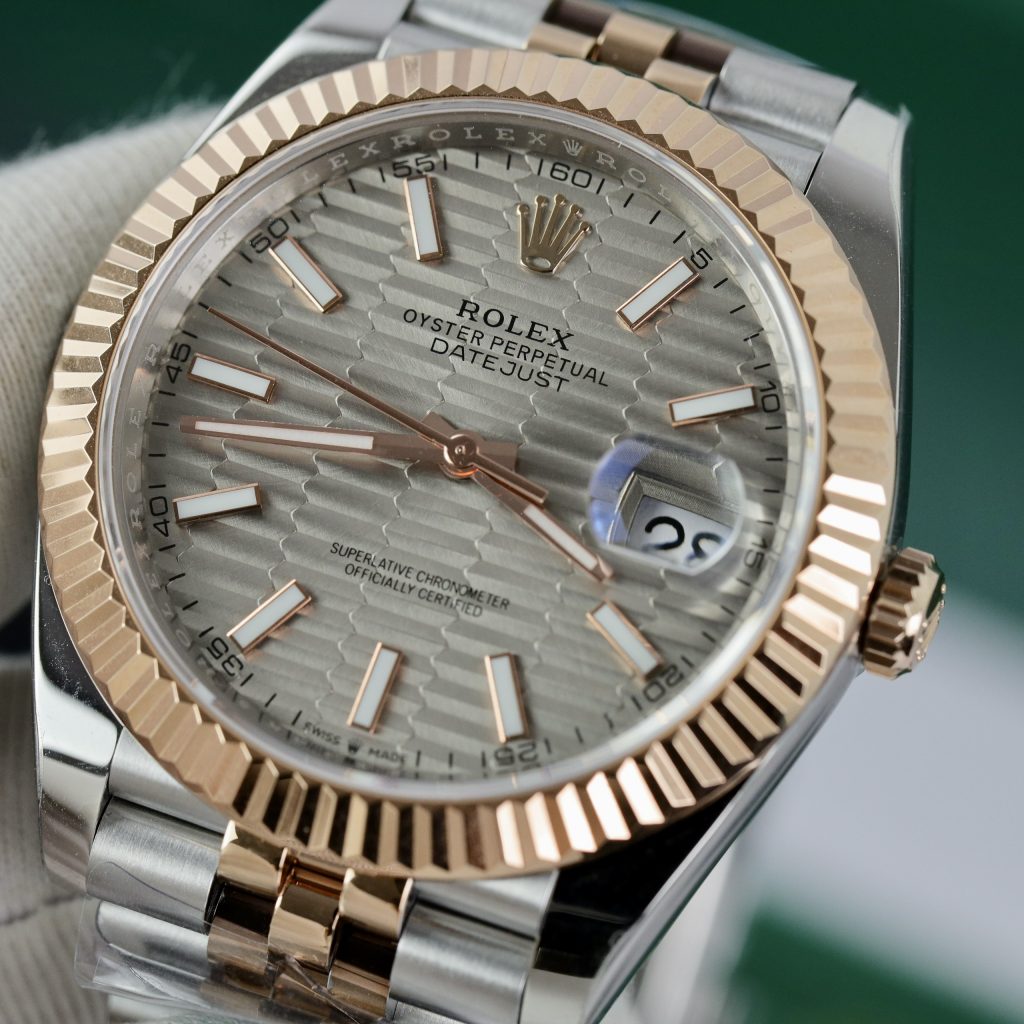 Đồng hồ Rolex Date Just 3235 Clean giá rẻ mặt nếp gấp Fake 11 41mm (8)