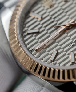 Đồng hồ Rolex Date Just 3235 Clean giá rẻ mặt nếp gấp Fake 11 41mm (8)
