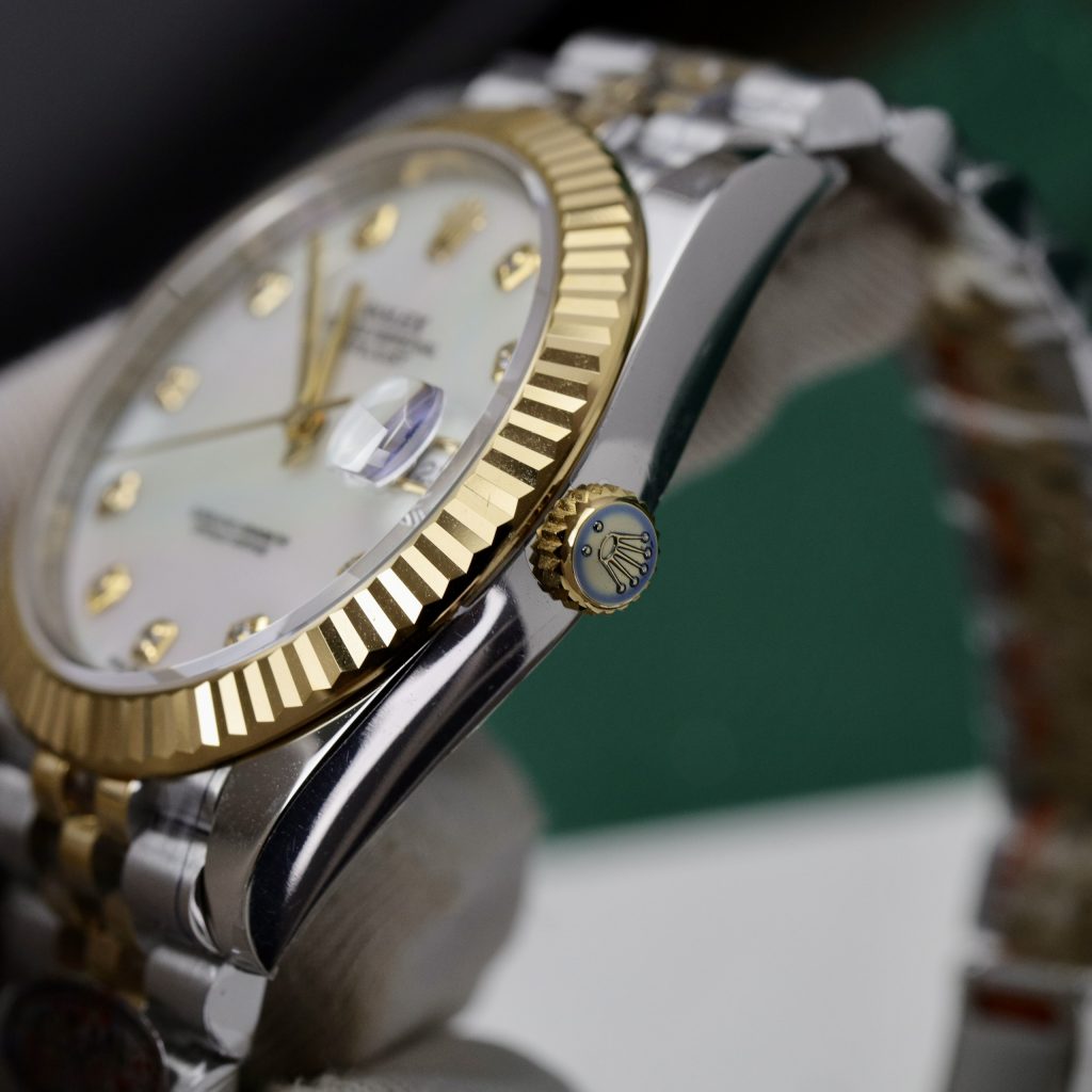 Đồng hồ Rolex Date Just 3235 Clean giá rẻ mặt xà cừ Fake cao cấp 41mm (9)